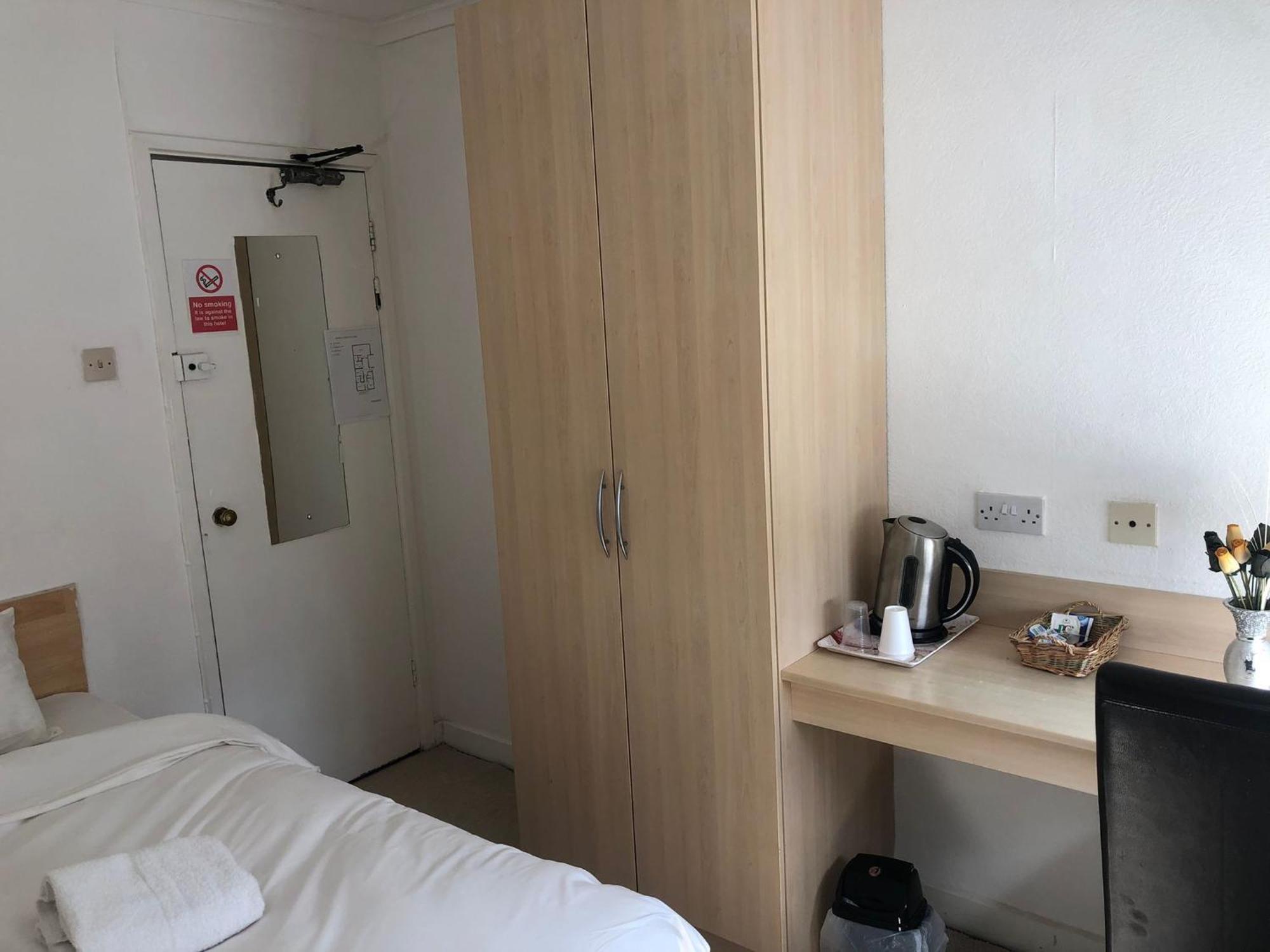 Star Hotel, South 레스터 외부 사진